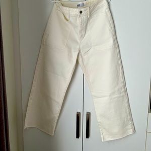Just Black. Size 31 cream white denim flared jeans